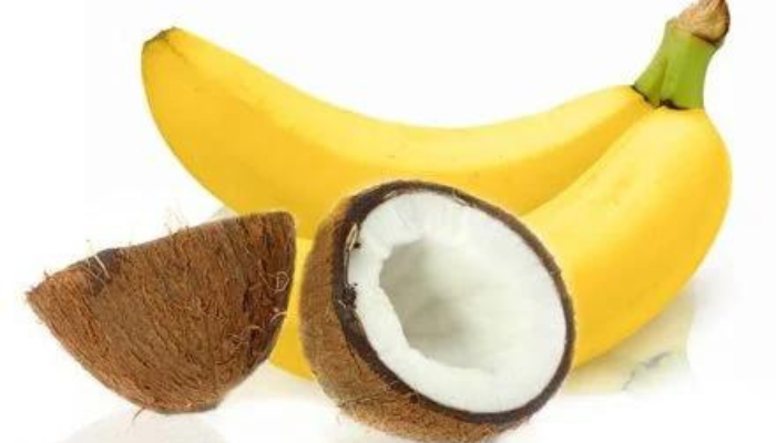 .Coconut Oil and Banana Mask